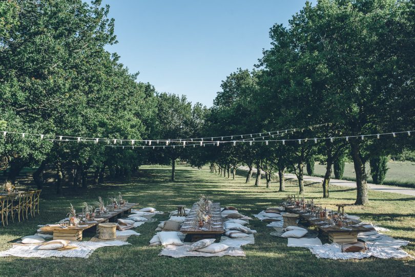 Un mariage champêtre aux Domaines de Patras - Photos : Sylvan le Lepvrier - Blog mariage : La mariée aux pieds nus