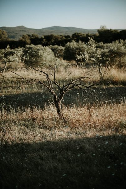 Un mariage au Domaine de la Pommé entre Aix et Marseille - Photographe : Soulpics - Blog mariage : La mariée aux pieds nus