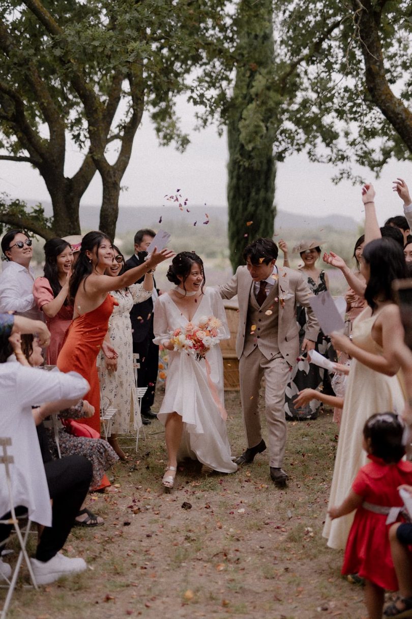 Un mariage aux Domaines de Patras en Provence - Photos : Lika Banshoya - Blog mariage : La mariée aux pieds nus