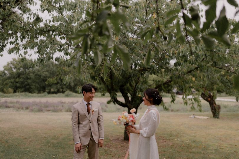 Un mariage aux Domaines de Patras en Provence - Photos : Lika Banshoya - Blog mariage : La mariée aux pieds nus