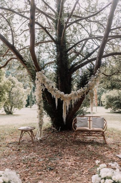 Un mariage au Domaine de Perrotin près de Bordeaux - Photos : Les Bandits - Blog mariage : La mariée aux pieds nus