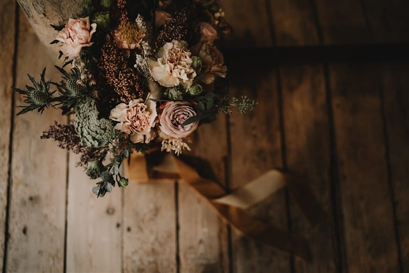 Un mariage au Domaine de Ronsard dans le Perche - Photos : Samantha Guillon - Blog mariage : La mariée aux pieds nus