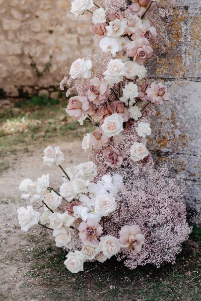 Un mariage au Domaine des Grillons en Provence - Photos : Alchemia Wedding - Blog mariage : La mariée aux pieds nus