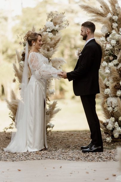 Un mariage au Domaine de Tourieux près de Lyon - Photos : Dall'k - Blog mariage : La mariée aux pieds nus