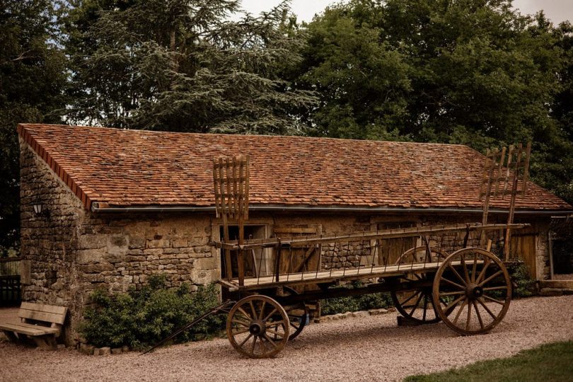 Un mariage au Domaine du Grand Nanteux en Bourgogne - Photos : Dall'k - Blog mariage : La mariée aux pieds nus