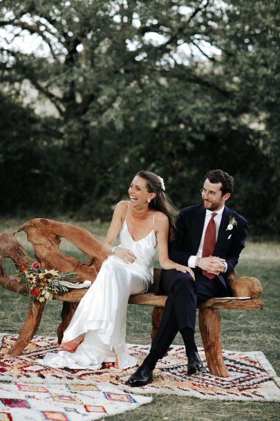 Un mariage au Domaine Sainte-Colombe dans le Gard - Photos : Pinewood Weddings - Blog mariage : La mariée aux pieds nus