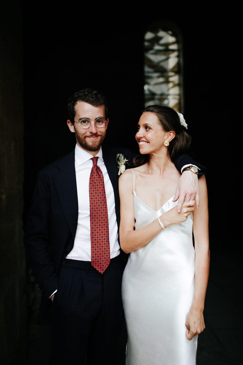 Un mariage au Domaine Sainte-Colombe dans le Gard - Photos : Pinewood Weddings - Blog mariage : La mariée aux pieds nus