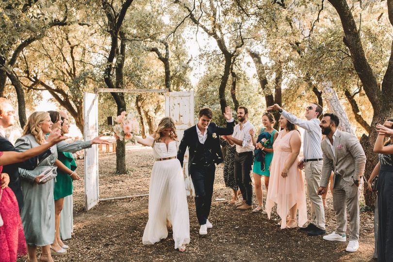 Un mariage aux Domaines de Patras en Provence - Photographe : Les Bandits - Blog mariage : La mariée aux pieds nus