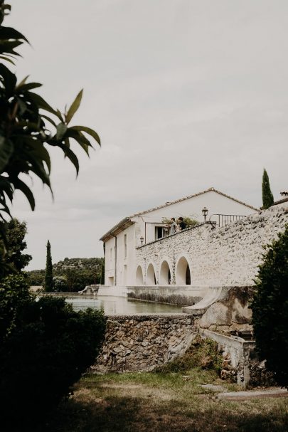 Un mariage aux Domaines de Patras en Provence - Photos : The Quirky - Blog mariage : La mariée aux pieds nus