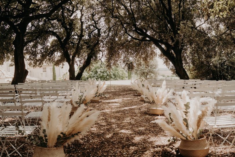 Un mariage aux Domaines de Patras en Provence - Photos : The Quirky - Blog mariage : La mariée aux pieds nus