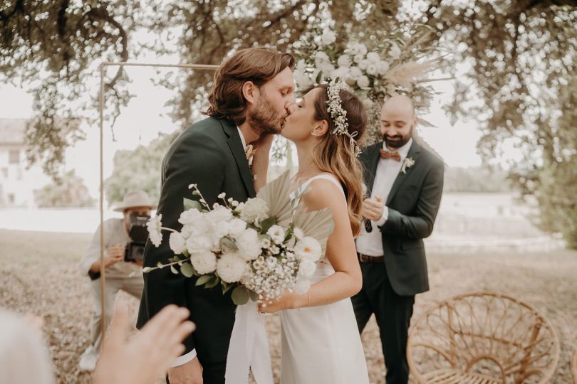 Un mariage aux Domaines de Patras en Provence - Photos : The Quirky - Blog mariage : La mariée aux pieds nus