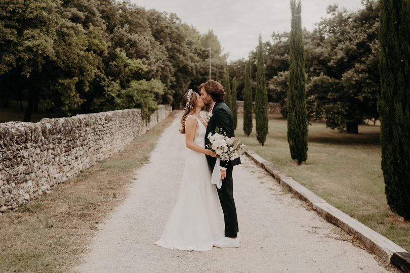 Un mariage aux Domaines de Patras en Provence - Photos : The Quirky - Blog mariage : La mariée aux pieds nus