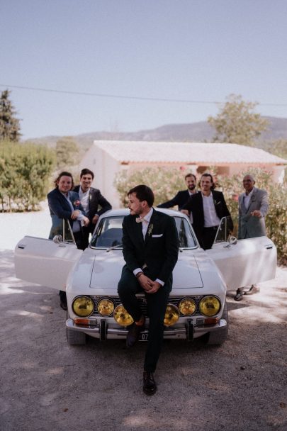 Un mariage au Domaine du Vallon des Sources en Provence - Photos :Lika Banshoya - Blog mariage : La mariée aux pieds nus