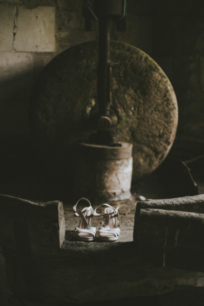 Un mariage dans un moulin en Dordogne - A découvrir sur le blog mariage www.lamarieeauxpiedsnus.com - Photos : Steven Bassilieaux