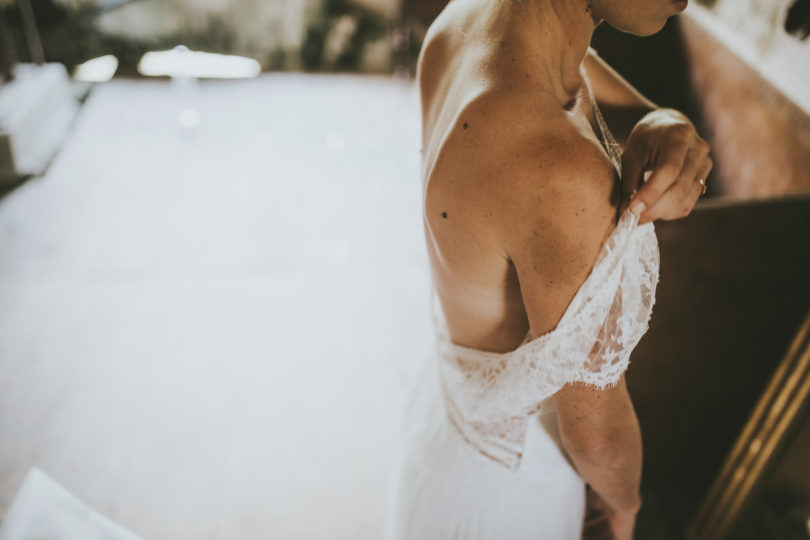 Un mariage dans un moulin en Dordogne - A découvrir sur le blog mariage www.lamarieeauxpiedsnus.com - Photos : Steven Bassilieaux