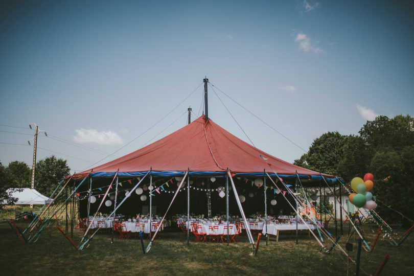 Un mariage dans un moulin en Dordogne - A découvrir sur le blog mariage www.lamarieeauxpiedsnus.com - Photos : Steven Bassilieaux