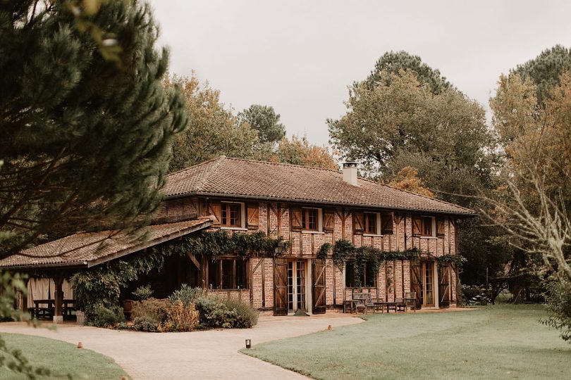 Un mariage écoresponsable au Domaine de Petiosse dans les Landes - Photos : Alchemia Weddings - Blog mariage : La mariée aux pieds nus