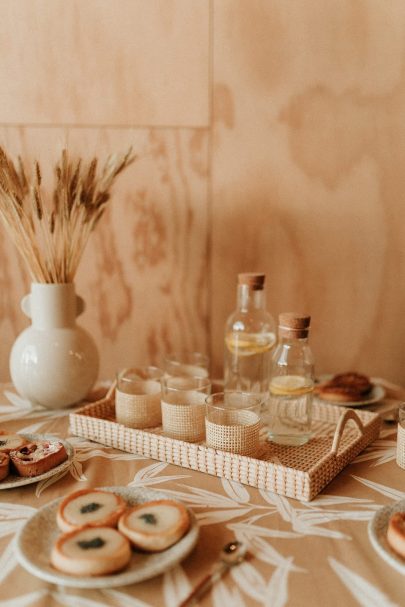 Un mariage éco-responsable au Bois Basalte en Auvergne - Photos : Anne Sophie Benoit - Blog mariage: : La mariée aux pieds nus