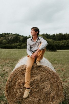 Un mariage éco-responsable au Bois Basalte en Auvergne - Photos : Anne Sophie Benoit - Blog mariage: : La mariée aux pieds nus