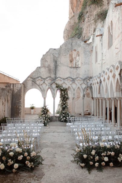 Un mariage élégant sur la côte Amalfitaine en Italie - Photos : Pinewood Weddings : Blog mariage : La mariée aux pieds nus