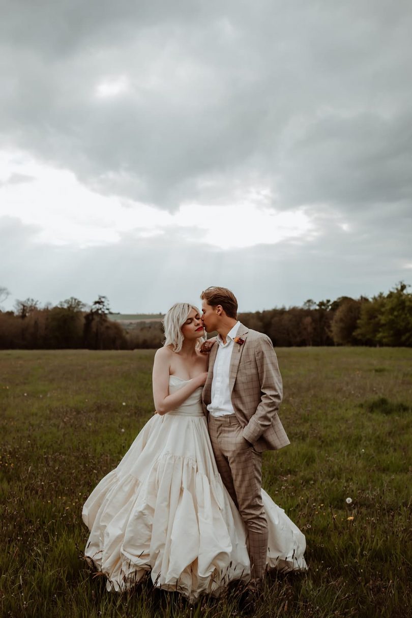 Un mariage élégant au Château de Villers Bocage en Normandie - Photos : Moonrise Photography - Blog mariage : La mariée aux pieds nus