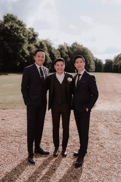 Un mariage élégant au Château de Dangu en Normandie - Photos : Lika Banshoya - Blog mariage : La mariée aux pieds nus