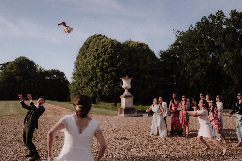 Un mariage élégant au Château de Dangu en Normandie - Photos : Lika Banshoya - Blog mariage : La mariée aux pieds nus