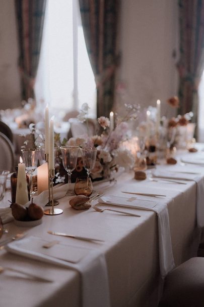 Un mariage élégant au Château de Dangu en Normandie - Photos : Lika Banshoya - Blog mariage : La mariée aux pieds nus