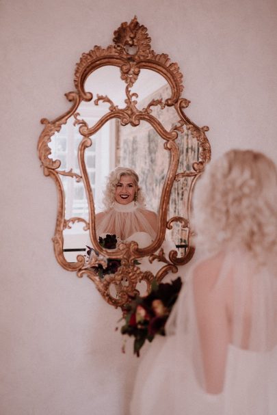 Un mariage élégant au Château de Carsix en Normandie - Photos : Lika Banshoya - Blog mariage : La mariée aux pieds nus