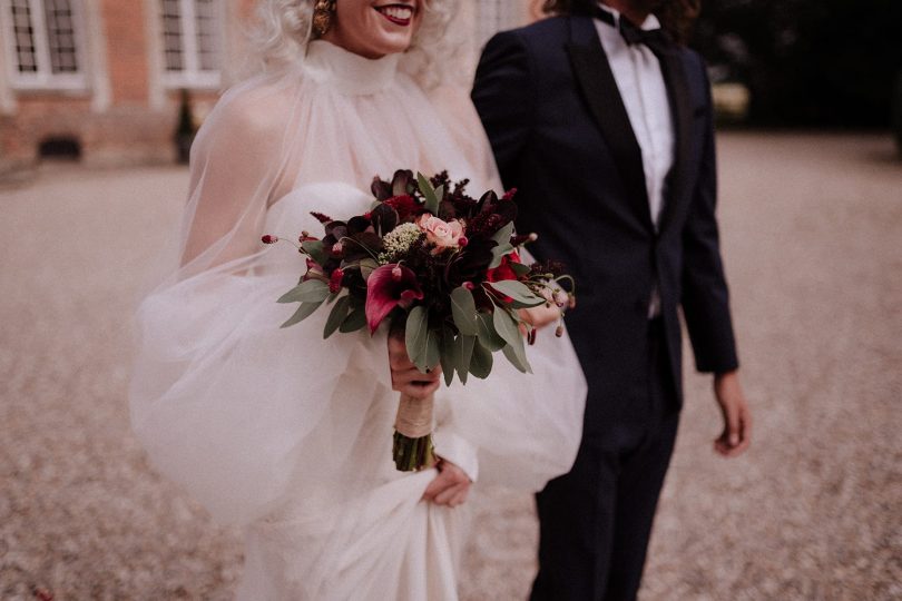 Un mariage élégant au Château de Carsix en Normandie - Photos : Lika Banshoya - Blog mariage : La mariée aux pieds nus