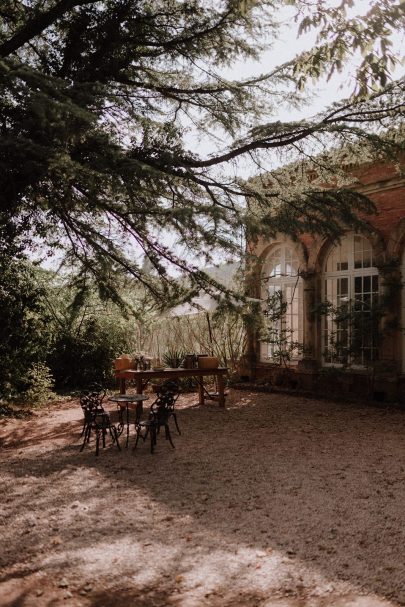 Un mariage élégant au Château de Robernier dans le Var - Photos : Lika Banshoya - Blog mariage : La mariée aux pieds nus