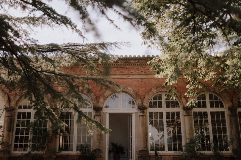 Un mariage élégant au Château de Robernier dans le Var - Photos : Lika Banshoya - Blog mariage : La mariée aux pieds nus