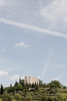 Un mariage élégant au Château de Saint Jeannet près de Nice - Photos : Marie Thibault - Blog mariage : La mariée aux pieds nus