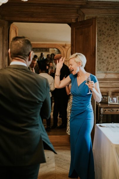 Un mariage élégant au Château de Varenne en Bourgogne - Photos : Photography by Chloé - Blog mariage : La mariée aux pieds nus