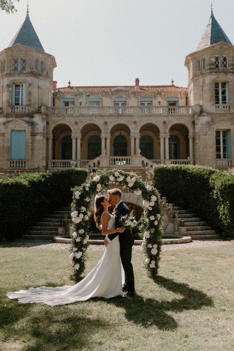 Un mariage élégant au Château Sainte Cécile dans l'Hérault - Photographes : Clarisse et Johan - Blog mariage : La mariée aux pieds nus