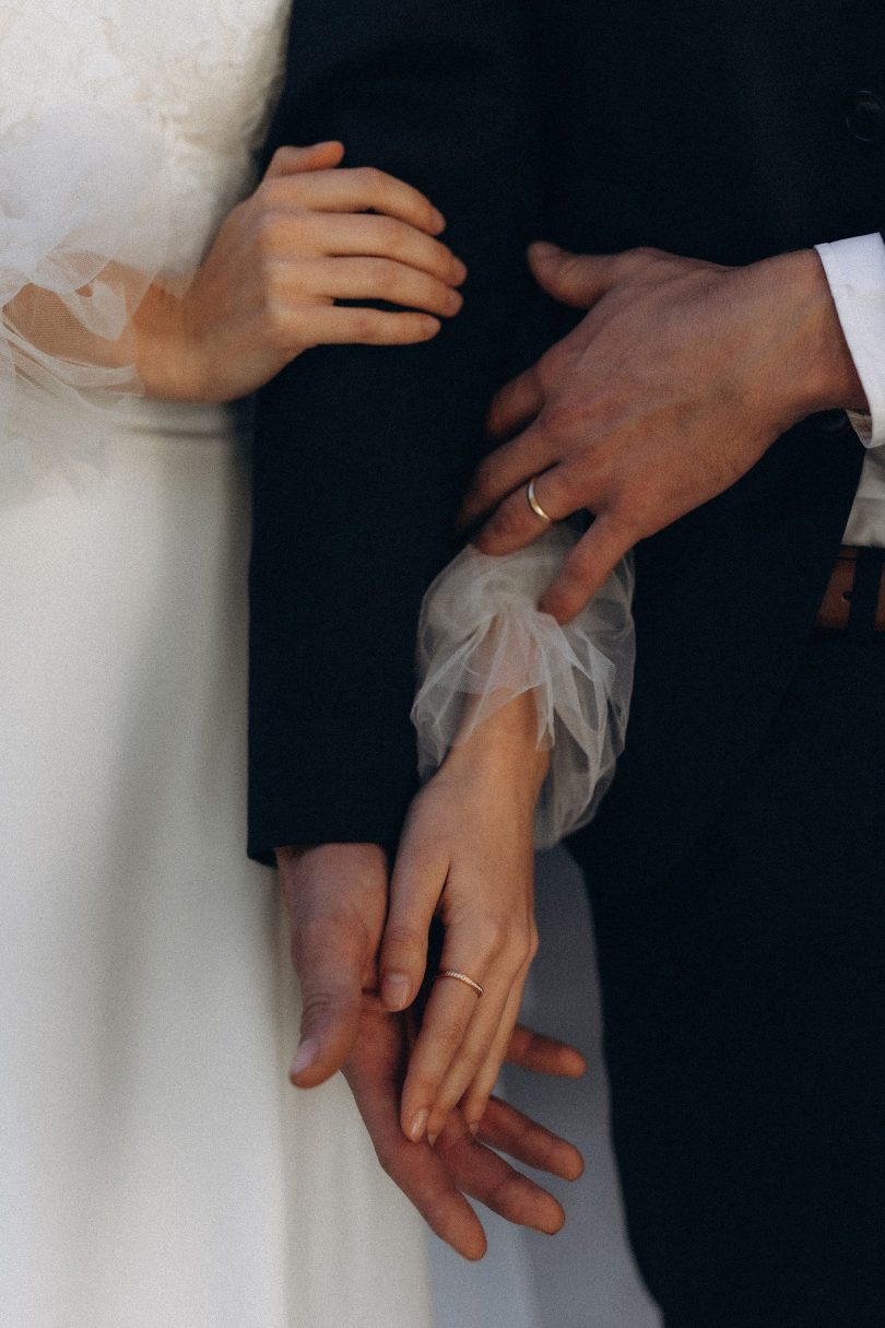 Un mariage élégant au Domaine de Ribaute près de Béziers - Photos : Mathilde B Photographe - Blog mariage : La mariée aux pieds nus