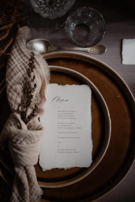 Un mariage simple et élégant en automne - Photos : Les Histoires d'A - Blog mariage : La mariée aux pieds nus