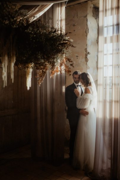 Un mariage simple et élégant en automne - Photos : Les Histoires d'A - Blog mariage : La mariée aux pieds nus