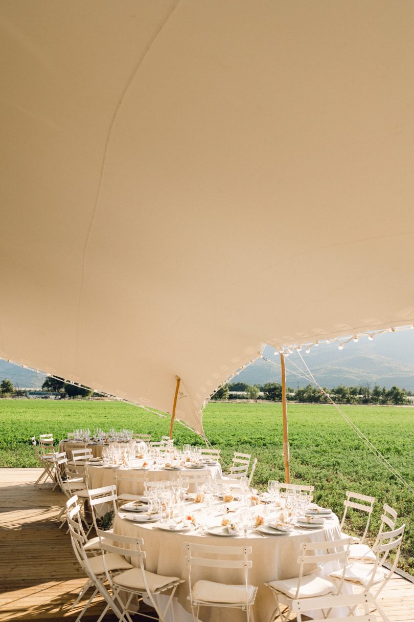 Un mariage élégant en Provence - Photos : Capyture -Blog mariage : La mariée aux pieds nus