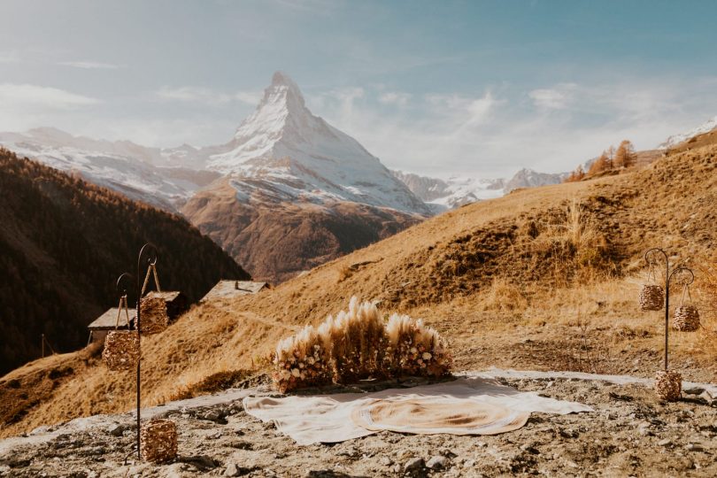 Un elopement bohème à Zermatt en Suisse - Photos : Cécilia Hofer - Blog mariage : La mariée aux pieds nus