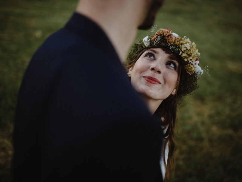 Un mariage petit budget en petit comité dans une auberge des Vosges - A découvrir sur le blog mariage www.lamarieeauxpiedsnus.com - Photos : Capyture