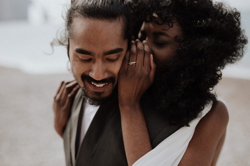 Un mariage wabi sabi au pied des falaises d'Etretat - Photos : Lika Banshoya - Design : Artis - Blog mariage : La mariée aux pieds nus