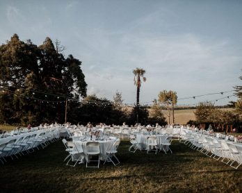 Un mariage au Château Fajac La Relenque près de Toulouse - Photos : Angelo Lacancellera - Blog mariage  : La mariée aux pieds nus