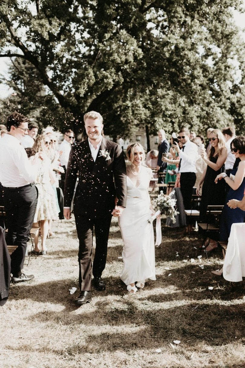 Un mariage à La Ferme du Prieuré près de Paris - Photos : Steven Bassilieaux - Blog mariage : La mariée aux pieds nus