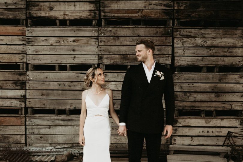 Un mariage à La Ferme du Prieuré près de Paris - Photos : Steven Bassilieaux - Blog mariage : La mariée aux pieds nus