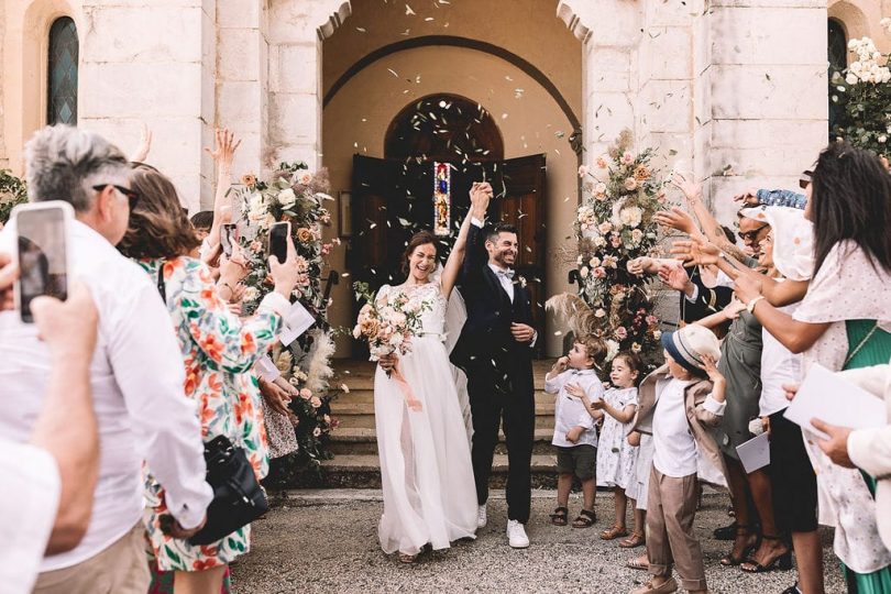 Un mariage à La Ferme Fortia en Drôme Provençale - Photos : Les Bandits - Blog mariage : La mariée aux pieds nus