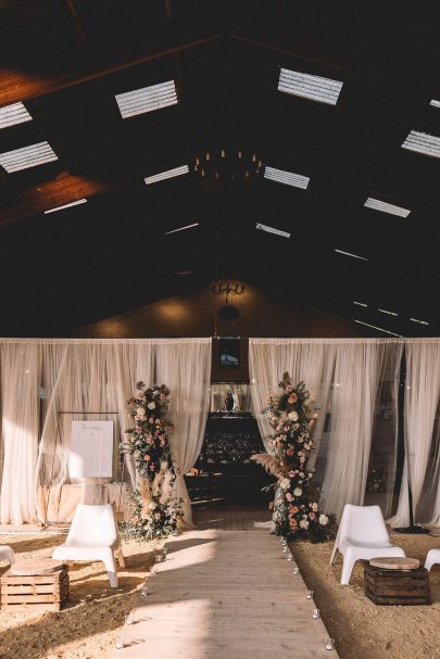 Un mariage à La Ferme Fortia en Drôme Provençale - Photos : Les Bandits - Blog mariage : La mariée aux pieds nus