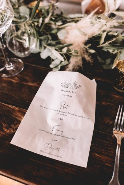 Un mariage à La Ferme Fortia en Drôme Provençale - Photos : Les Bandits - Blog mariage : La mariée aux pieds nus