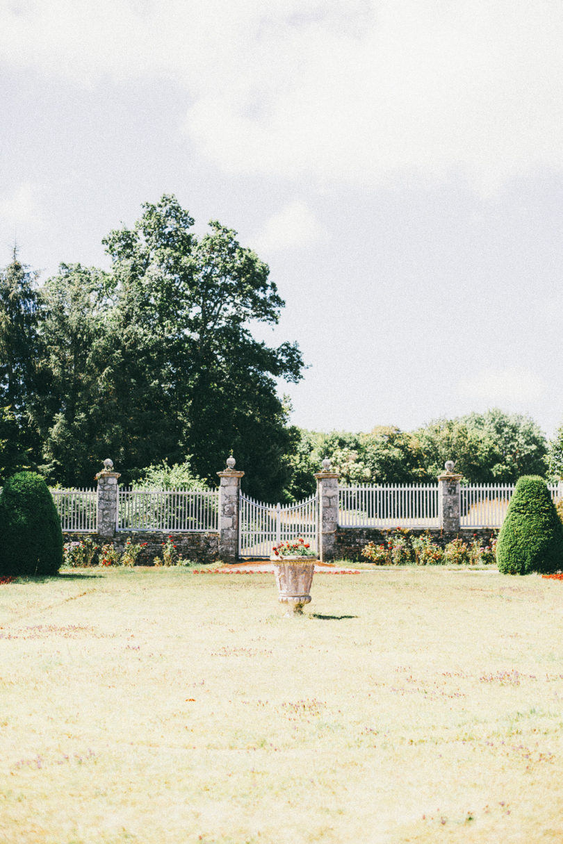 Un mariage corail et vert d'eau dans le Finistère à découvrir sur le blog mariage www.lamarieeauxpiedsnus.com - Photos : Sophie Delaveau