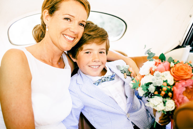 Un mariage corail et vert d'eau dans le Finistère à découvrir sur le blog mariage www.lamarieeauxpiedsnus.com - Photos : Sophie Delaveau